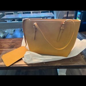 Yellow professional/computer purse Urban Expressions